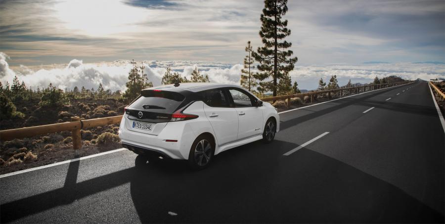  Nissan Leaf 2018 года  (WW) (фото 12 из 40)